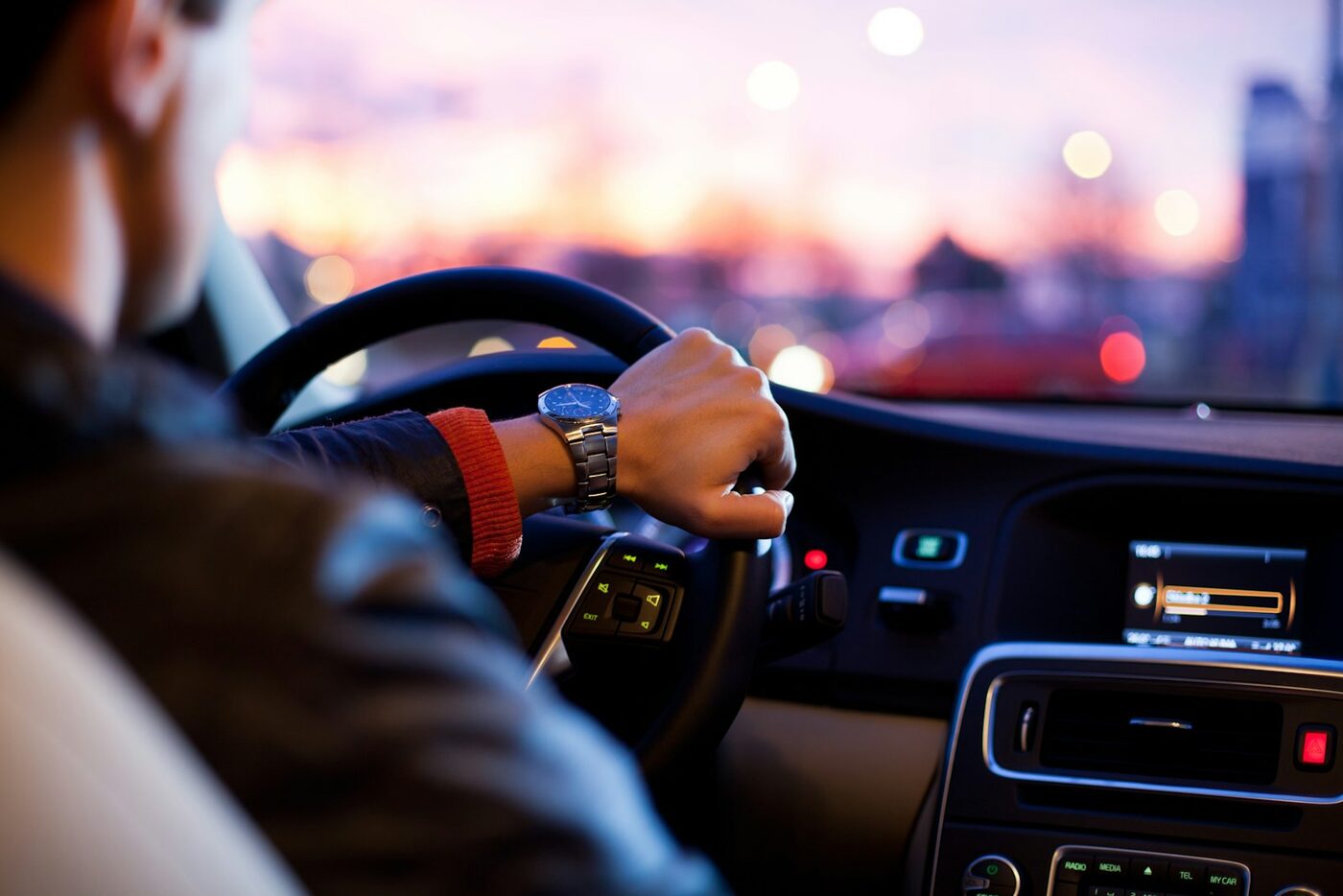 Vožnja rent a car vozilom kroz Beograd — sloboda kretanja tokom EXPO 2027